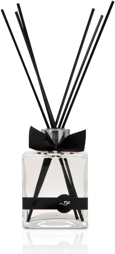Acqua Aroma Fraser Fir Reed Oil Diffuser 6.1 FL OZ (180ml) Contain Essential Oils. Fraser Fir Christmas Scent