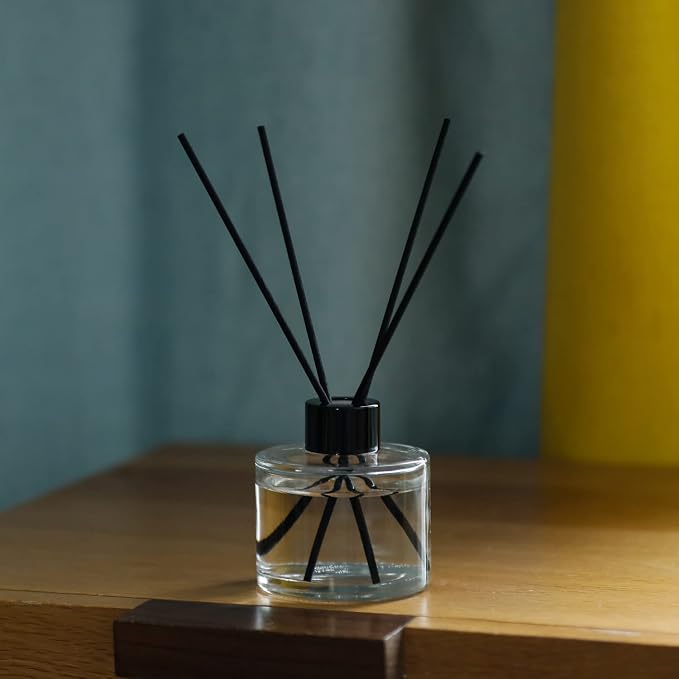 4PCS Fragrance Glass Diffuser Bottles, Refillable Diffuser Bottles with 20pcs Reeds Sticks & Black Caps & Funnel, Diffuser Jars for Home Oil Fragrance Decoration Girl Women Gift (100ML)