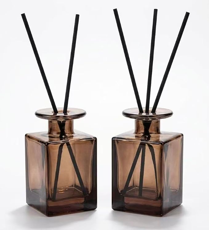 2 Pack 150ml Glass Reed Diffuser Container with Black Sticks, Empty Essential Oil Diffuser Jars with Protective Packaging for DIY Home Fragrance, Bathroom, Bedroom and Office Decor (2, Amber Brown)