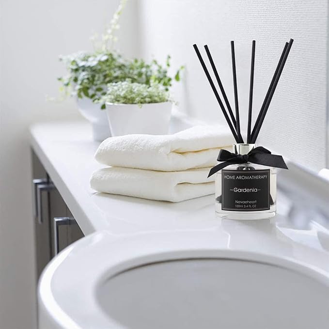 Reed Diffuser Set,Gardenia Reed Diffuser Gifts for Women,3.4oz(100ml) Reed Diffuser with Sticks, Home Fragrance Reed Diffuser for Living Room, Office & Bathroom Shelf