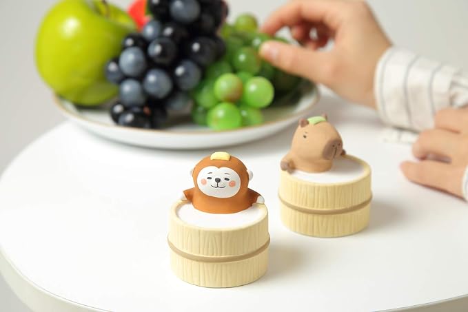 Aroma Ceramic Stone Diffuser [Japan Import] Aromatherapy Essential Oil Diffuser, Non Electric, Passive, Unique, Cute, Animal, Design for Women, Men, and Gifts (Bathing Cat)