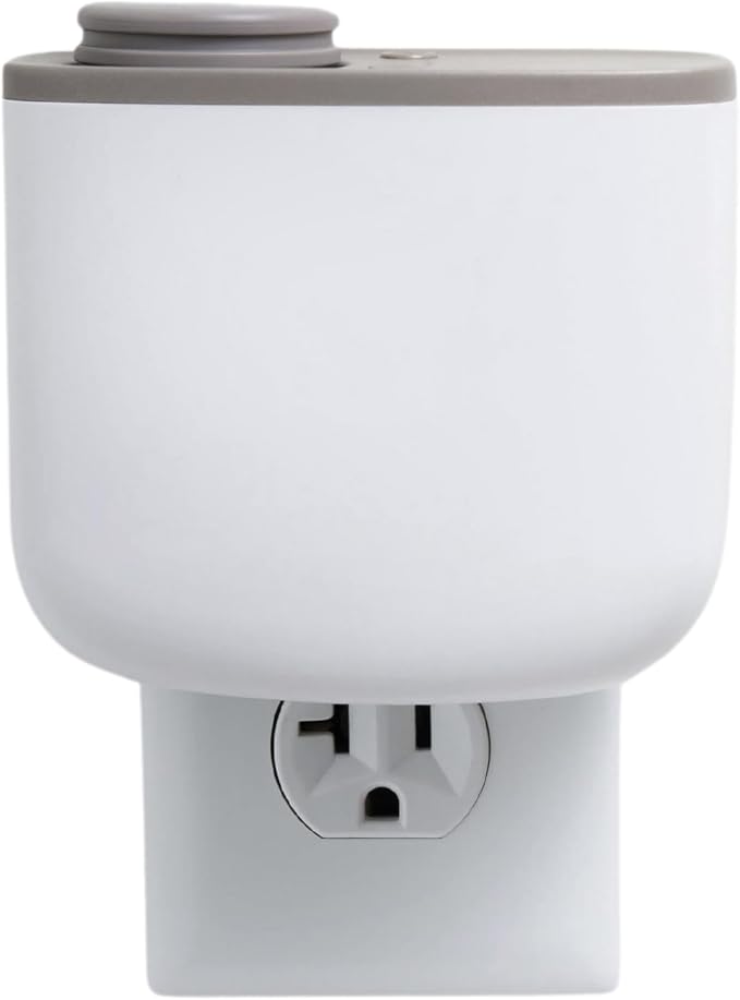 The Ritz-Carlton Mini Home Diffuser Refill - Works with Plug in Wall Diffuser - Scent Notes of Madagascar Vanilla, Creamy Tonka, Bourbon, Lilac and Hyacinth - Warm Vanilla