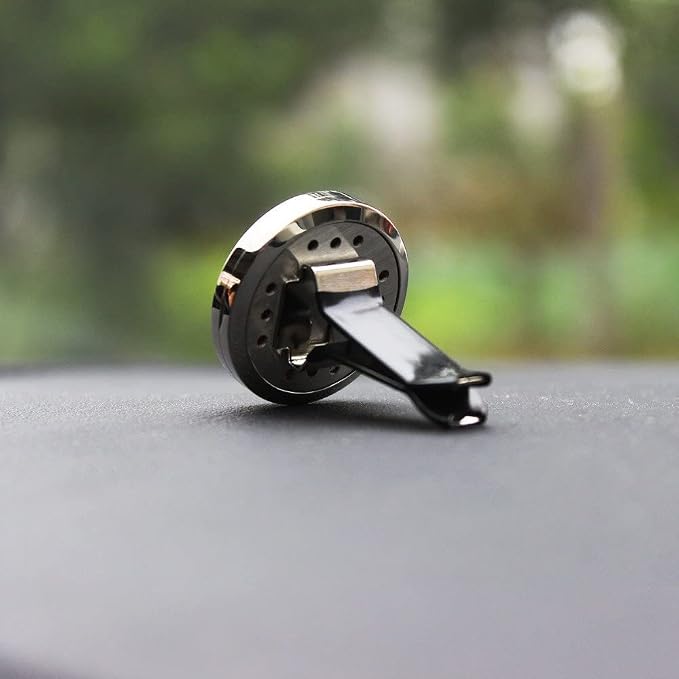 Car Aromatherapy Essential Oil Diffuser Locket Tree of Life Pattern Stainless Steel Car Air Fresheners Vent Clips Decorative