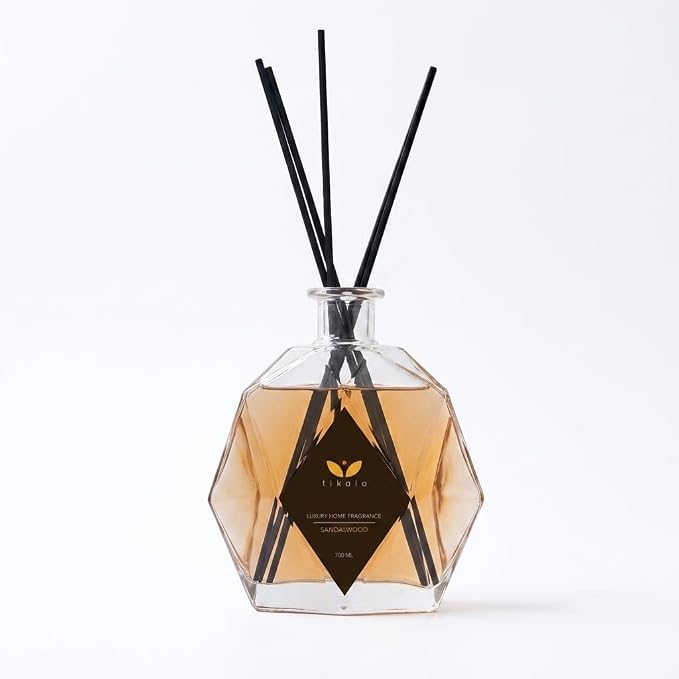 Luxury Reed Diffuser with Sandalwood Scent – Crystal Glass Bottle – Home Fragrance for Living Room, Bathroom & Office – 23.67 fl oz (700 ml)