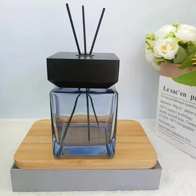 2Pcs 500ml Empty Reed Diffuser Bottle and 20 pcs Black Reed Diffuser Sticks Refill Set for Bathroom Hotel Home Decoration (Light Blue, 500ml)