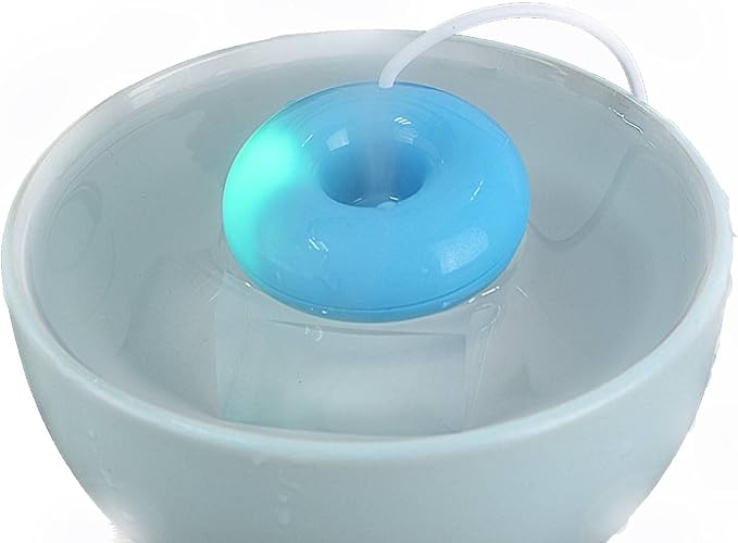 Mini Doughnut-Shaped humidifier, Portable USB powered Spray Humidifier, Atomization Spray Humidifier Floats on The Water for Home Bedroom Office Car,outdoor air freshener, diffuser