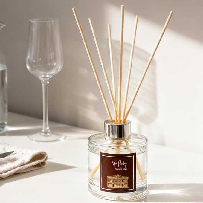Rouge 540 Reed Diffuser 100ml – A Luxurious Amber Floral Home Fragrance, Aromatherapy, Long-Lasting Scent, and an Elegant Room Decor Gift.