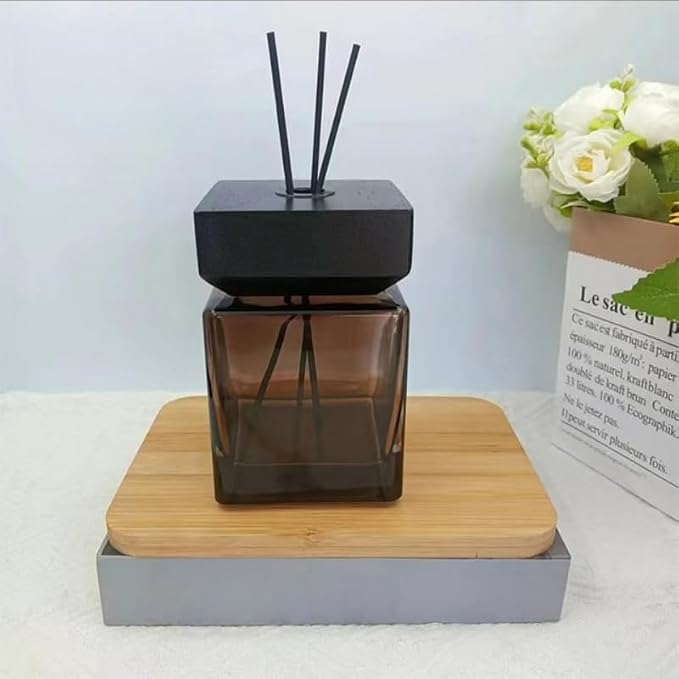 2Pcs 500ml Empty Reed Diffuser Bottle and 20 pcs Black Reed Diffuser Sticks Refill Set for Bathroom Hotel Home Decoration(Brown, 500ml)