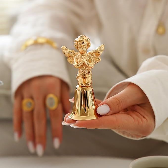 Brass Candle Snuffer with Kneeling Praying Angel, Gold Color Wick Snuffers and Safely Flame Extinguisher, Spiritual Gifts for Women and Men