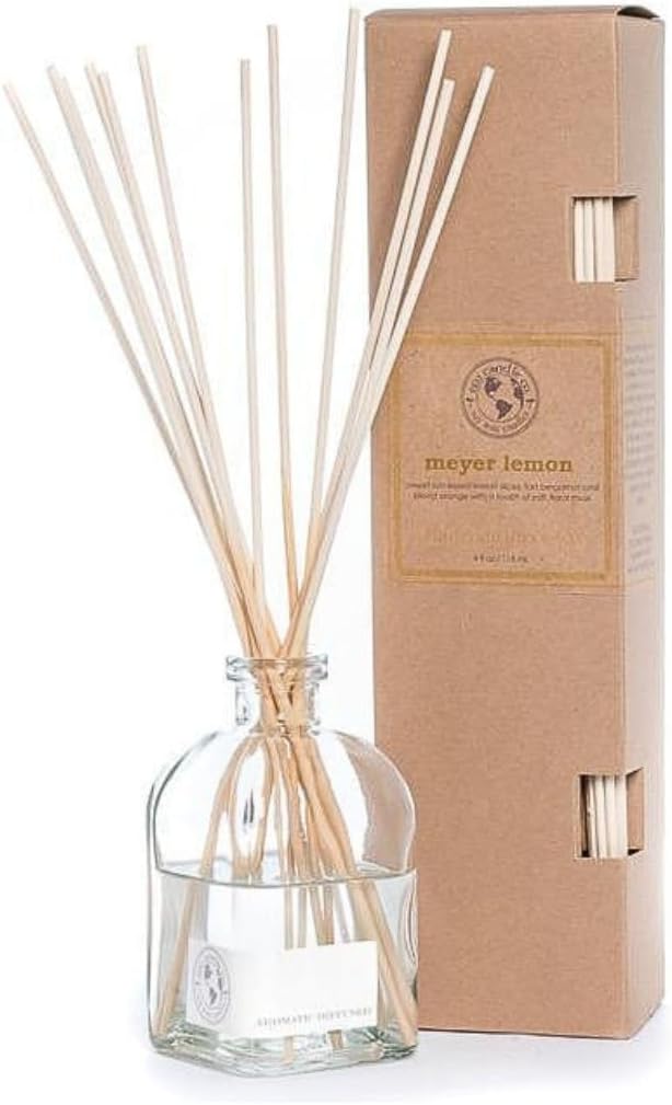 ECO CANDLE CO. Reed Diffuser Set, Meyer Lemon, 4 oz. - Scents of Lemon, Bergamot, Orange - Premium Fragrance and Essential Oil Blends, Clear Glass, 12 Reeds, Recycled Box