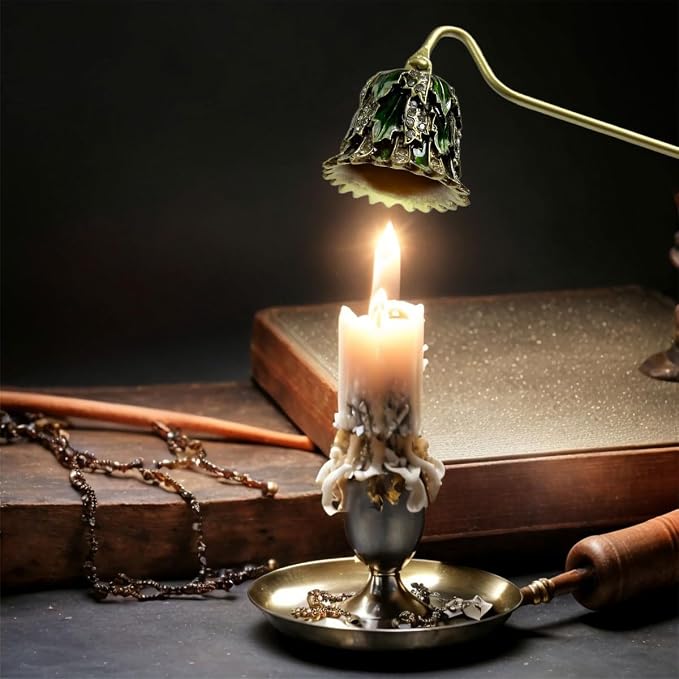 Candle Snuffer Vintage Unique Candle Extinguisher Snuffer with Long Handle Decorative Candle Extinguisher Metal Candle Stopper Candle Accessories Gift (Green)