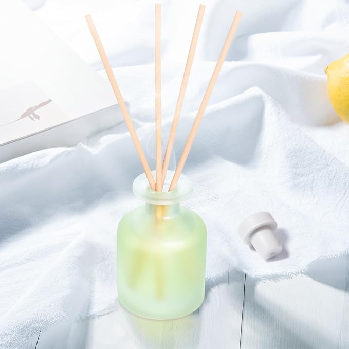 Reed Diffuser for Home, Clean Linen Scent 3.38oz (100ml)*1 Pack Essential Oil Reed Diffuser Set with 8 Sticks, Long Lasting Air Freshener for Bathroom Bedroom Living Room, Home Decor & Gifts