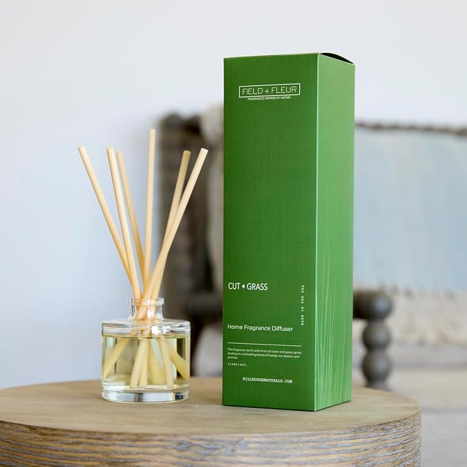 Field + Fleur - Reed Diffuser Set - Home Fragrance Diffuser - Refresh Home, Bedrooms, Bathrooms & More - Notes of Clover, Green Grass, Wisteria & Jasmine - Made in the USA - Cut Grass Scent - 4 oz