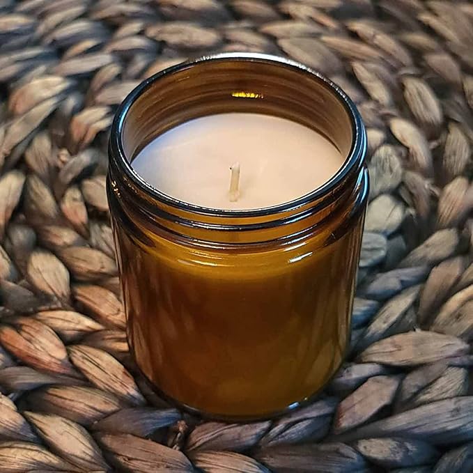 Arctic Wicks Scented Coconut Beeswax Candles | Coconut Beeswax Non Toxic Candle 9oz Amber | Farmhouse Candles Non-Toxic Clean Burn 100% USDA Certified Biobased (Christmas Spirit)