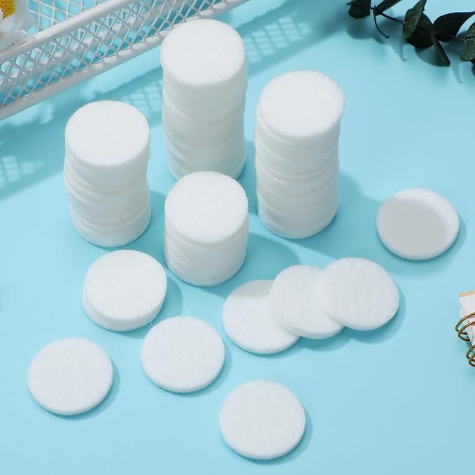 GLEAVI 100 Pack Essential Oil Diffuser Pads, 0.9 Inch Unscented Aroma Replacement Pads, Highly Absorbent Scent Refill Inserts for Car Vent Clip, Humidifier and Locket Necklace