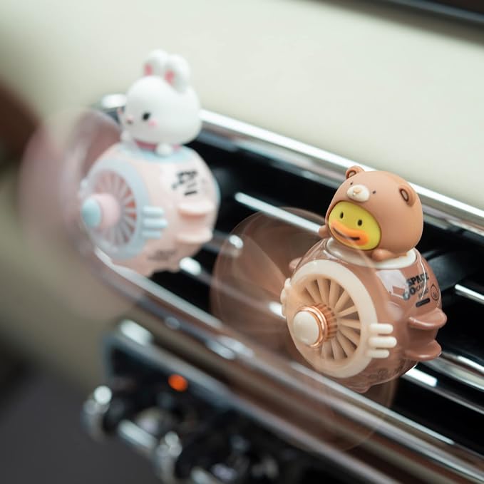 Pilot Rabbit Cute Car Diffuser - Rotating Propeller Cartoon Automotive Air Outlet Fan Creative Car Perfume Decoration - Automotive Air Fresheners
