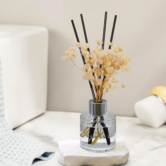 Gardenia Bathroom Diffuser, 1.7 oz Reed Diffuser with Dried Flower for Small Place, Last up to 30 Days