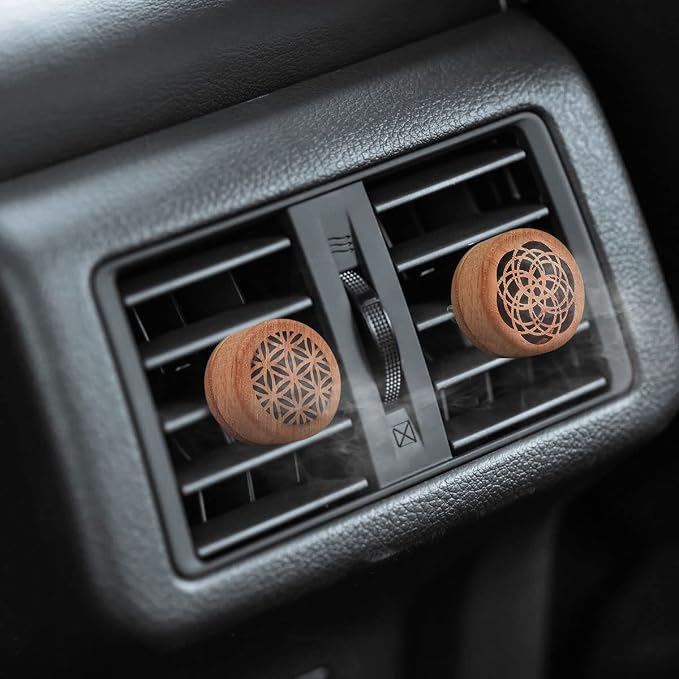 2-in-1 Car Aromatherapy Diffuser & Air Freshener, Portable Mini Wood Diffuser with Lava Stone, Essential Oil Vent Clip, 2 Charming Patterns
