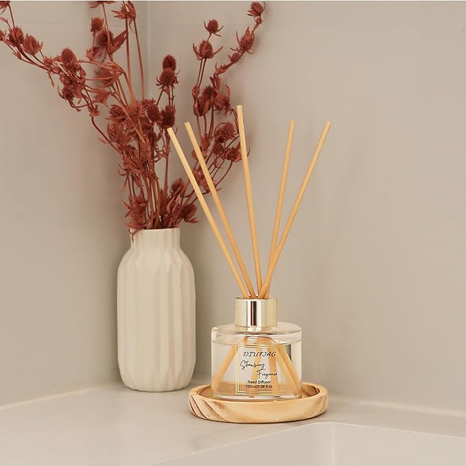 100ml Scent Diffuser with 6 Fiber Sticks, 3.5 oz Reed Diffuser Set Aromatherapy Fragrance Diffusers Air Fresheners for Home Bedroom Bathroom (Strawberry)