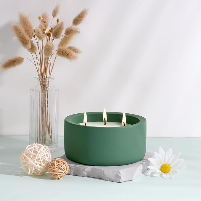Viyffo 20oz Large Scented Candle - Lemongrass & Bergamot, 3 Wick Home Scented Candle for Women and Men, Non Toxic Soy Candle, Green Ceramic Jar, Luxury Home Fragrance, Room Décor & Birthday Gift