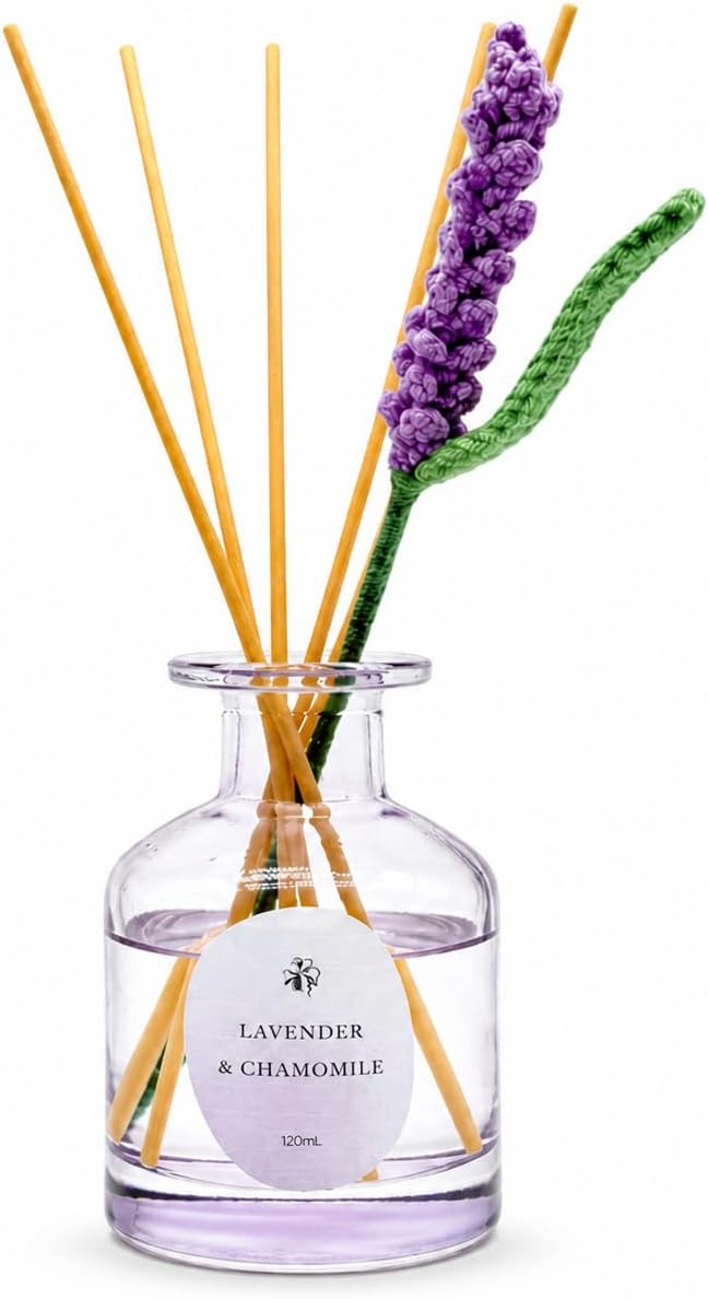Vangie Lavender & Chamomile Reed Diffuser Set – Decorative Glass Bottle with Handmade Flower Diffuser, Long-Lasting Home Fragrance, Vegan & Cruelty-Free