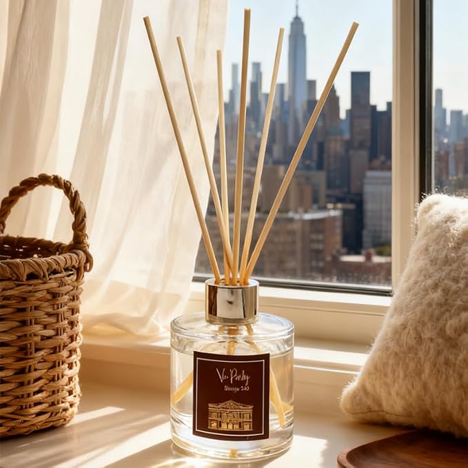 Rouge 540 Reed Diffuser 100ml – A Luxurious Amber Floral Home Fragrance, Aromatherapy, Long-Lasting Scent, and an Elegant Room Decor Gift.