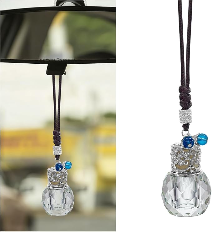 Hanging Car Essential Oil Diffuser Bottle, Crystal Pineapple Car Rear View Mirror Charm, 8 ml Empty Glass Bottle Pendant, Elegant Auto Interior Decoration Accessories (Pineapple)