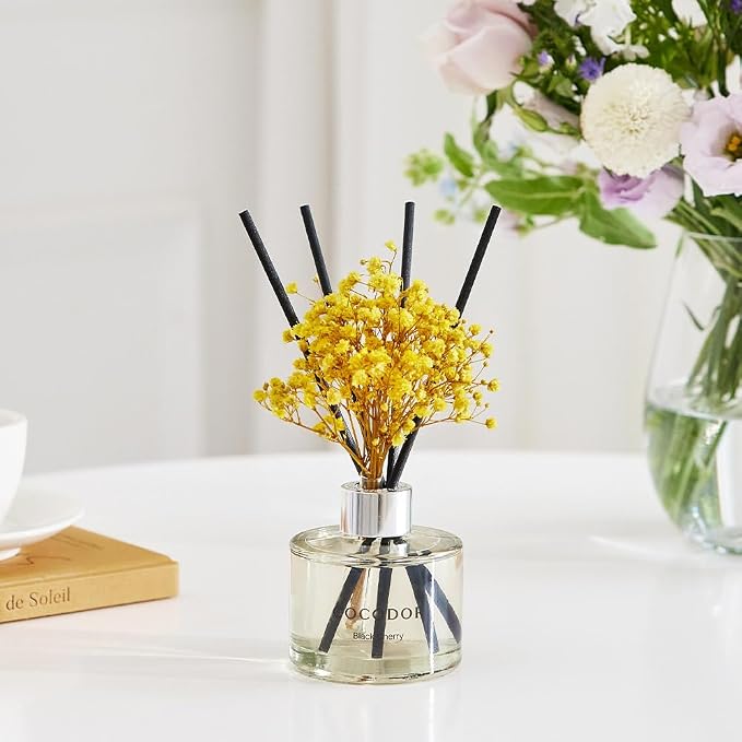 COCODOR Preserved Flower Reed Diffuser Set / 6.7oz / Seoul Rose/Scent Diffuser with Sticks Home Fragrance Reed Diffuser for Bathroom Shelf Décor