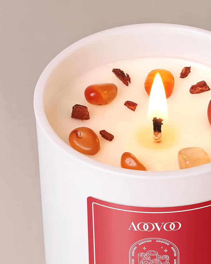 AOOVOO Cinnamon Scented Candles for Women - Aromatherapy Candle with Crystals Inside, 10oz Soy Candles for Home Scented, Birthday Gifts Valentines Day Candle for Women Mom