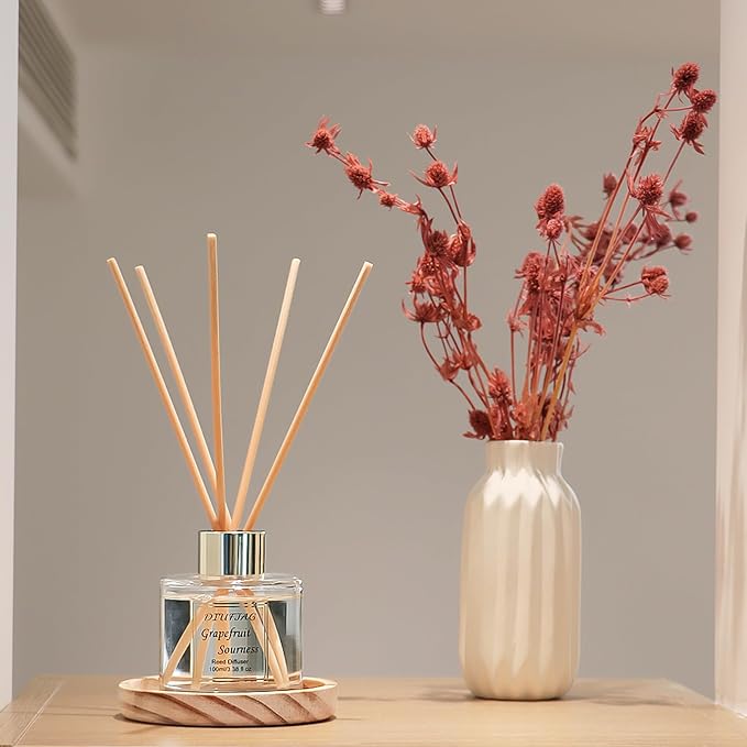 100ml Scent Diffuser with 6 Fiber Sticks, 3.5 oz Reed Diffuser Set Aromatherapy Fragrance Diffusers Air Fresheners for Home Bedroom Bathroom (Grapefruit)