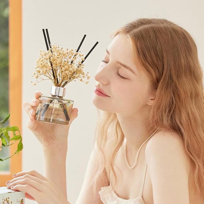 COCODOR Preserved Flower Reed Diffuser Set / 6.7oz / Seoul Rose/Scent Diffuser with Sticks Home Fragrance Reed Diffuser for Bathroom Shelf Décor