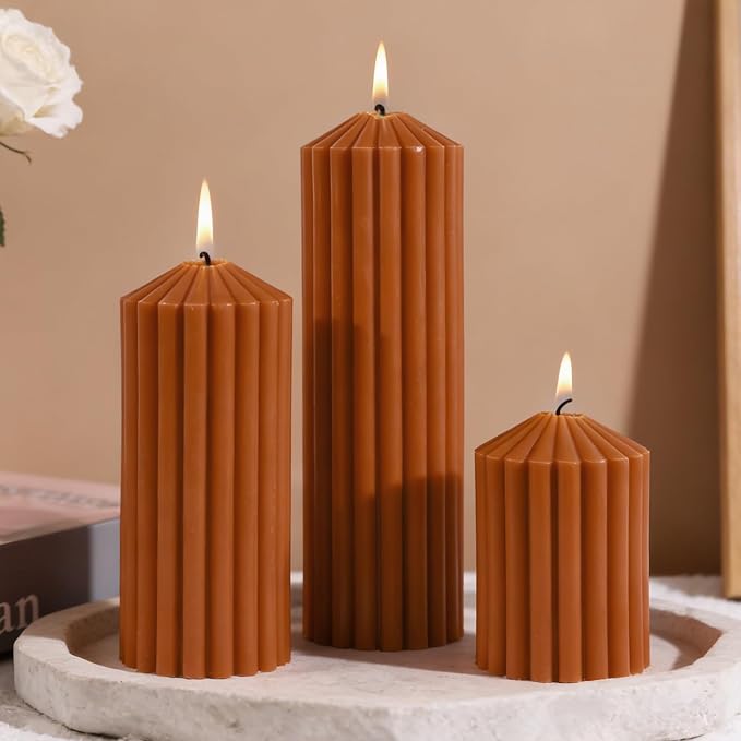 Burnt Orange Ribbed Pillar Candles Set of 3-Spiced Orange,Cinnamon & Clove Scented Soy Wax，Aesthetic Retro Textured Pillars-2.8x4,6,8in,High-Low Trio for Boho Home Decor,Spa & Gifting