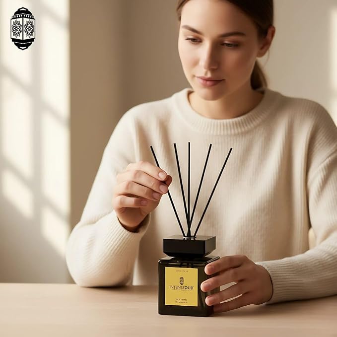 Reed Diffuser for Home with Oud & Rose Scent 1000ML (35.1 OZ) Long-Lasting Aromatherapy Diffusers with 6 Reed Sticks & Refillable Glass Holder – Up to 90 Days of Flame-Free Home Fragrance