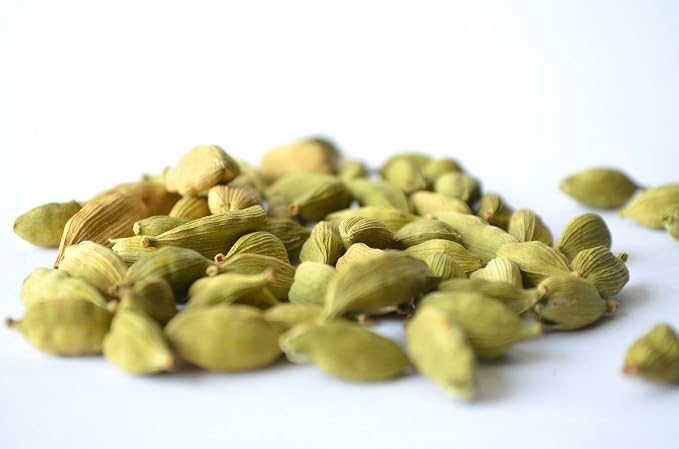 ArOmis Green Cardamom Essential Oil - 100% Pure Therapeutic Grade - Undiluted, Premium Oil - 150 Micron Filtered, Perfect for Aromatherapy Diffusers (30ml / 1 fl oz)