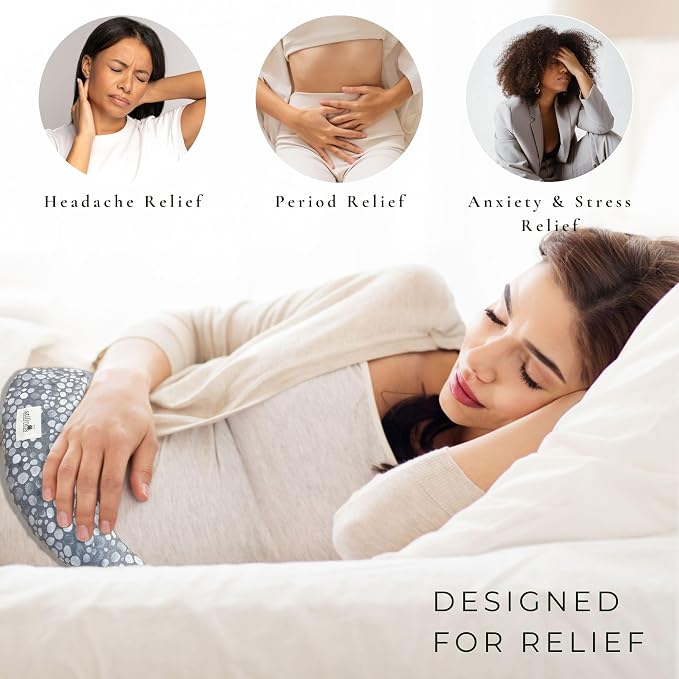Stillnus Crescent Moon Pillow – Grey Dots – Weighted Aromatherapy Neck & Cramp Relief with Lavender & Flaxseed – Hot or Cold Compress for Stress, Hormone Balance & Relaxation