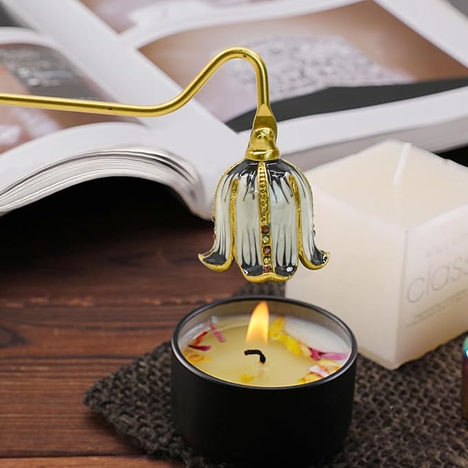 Candle Snuffer, Decorative Candle Extinguisher Snuffer with Long Handle, Vintage Metal Candle Tool for Putting Out Candle Flame Safely (Gold)