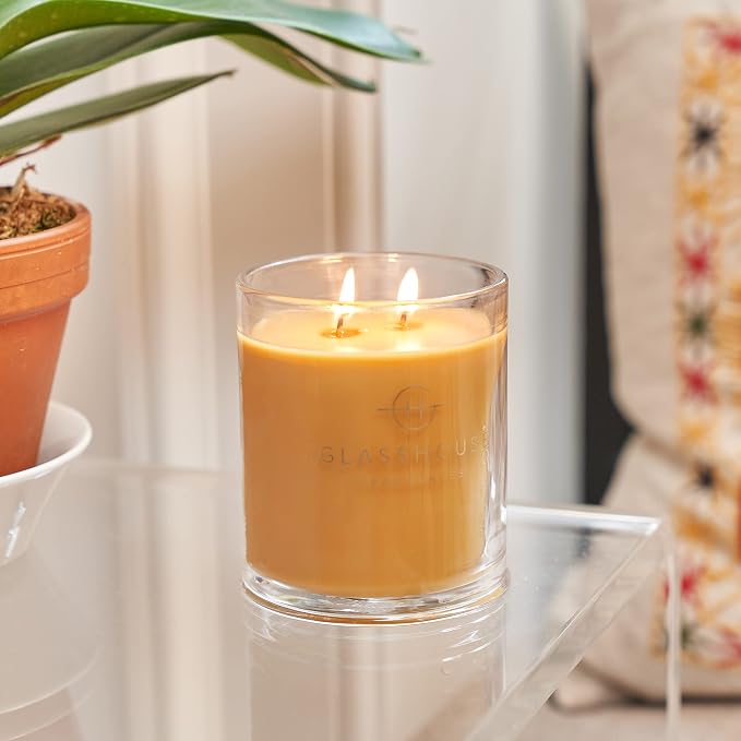 Glasshouse Fragrances A Tahaa Affair Candle, Triple Scented Natural Soy Wax Blend, 2 Wicks & Glass Jar, 65 Hour Burn Time, Vanilla Caramel, 13.4 Oz (380g)