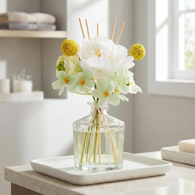 COCORRÍNA Reed Diffuser - Gardenia 8.5 Fl.oz Flower Reed Diffuser Set with 8 Sticks, Home Fragrance Reed Diffuser for Home Bedroom Office Bathroom Shelf Decor (Master Collection)