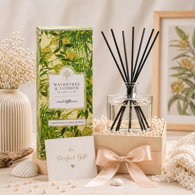 Wavertree & London Natural Lemongrass & Lemon Myrtle Scented Reed Diffusers Set - Long Lasting Aromatherapy Air Freshener Diffuser with Sticks | 250ml Scented Diffuser with 6 Months Scent Life