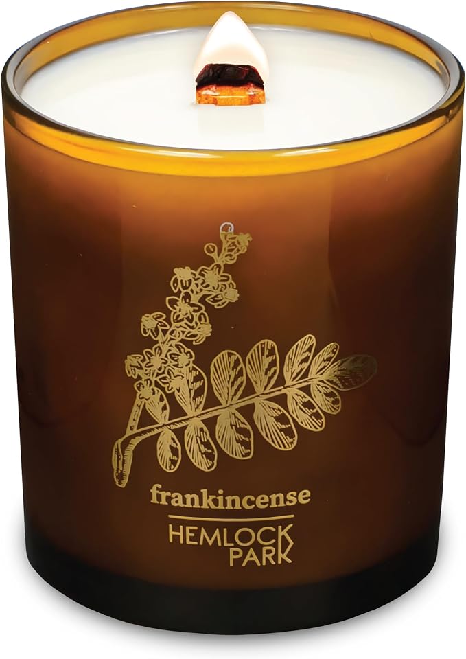 Hemlock Park Frankincense Amber & Gold Scented Candle | Crackling Wood Wick, Botanical Fragrance & Coconut Apricot Wax | Up to 70 Hour Burn Time | 14 oz | Made in USA