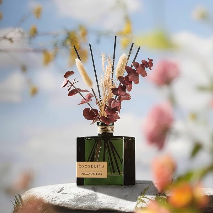 COCORRÍNA Reed Diffuser, 6.76 oz Sandalwood Rose Scent Reed Diffuser with 6 Sticks & Dried Flowers, Long Lasting Elegant Fragrance Home Décor for Bathroom Bedroom Office
