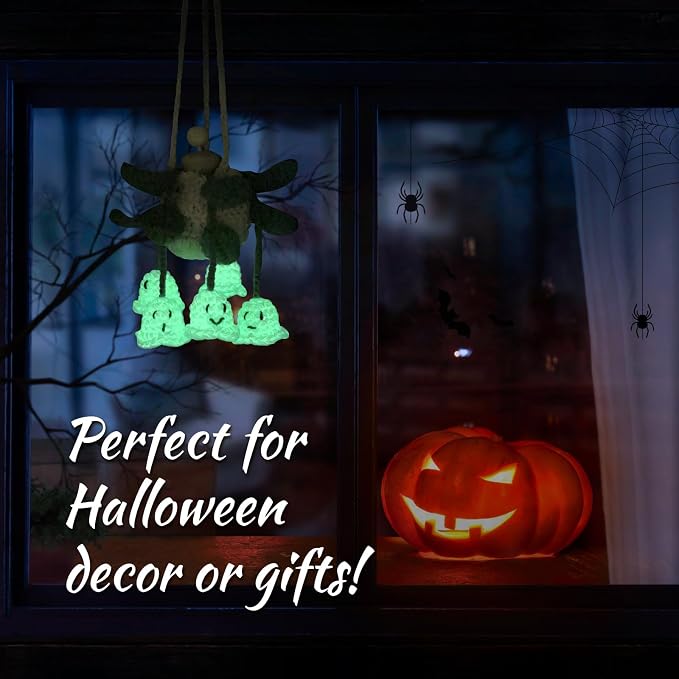 Crochet Glowing Ghost Car Air Freshener, Halloween Car Decor, 15ml Refillable Oil Diffuser Bottle with Hanging Crochet Decor for Car Rearview Mirror, Handmade Halloween Gifts