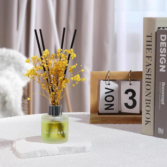 Freesia Jasmine White Tea Reed Diffuser Set, 3.4 oz Scent Diffuser with Dried Flower for Bathroom Small Place, Last up to 60 Days