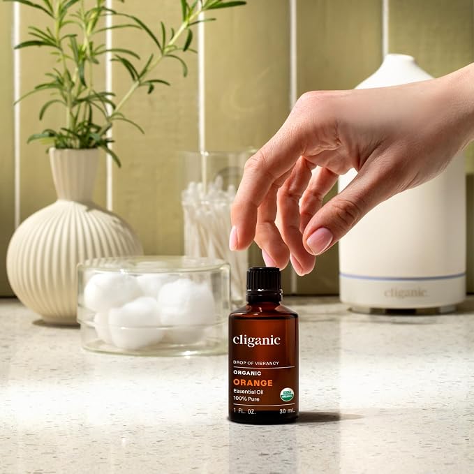 Cliganic Organic Sweet Orange Essential Oil, 1oz - 100% Pure Natural for Aromatherapy Diffuser | Non-GMO Verified (Packaging May Vary)
