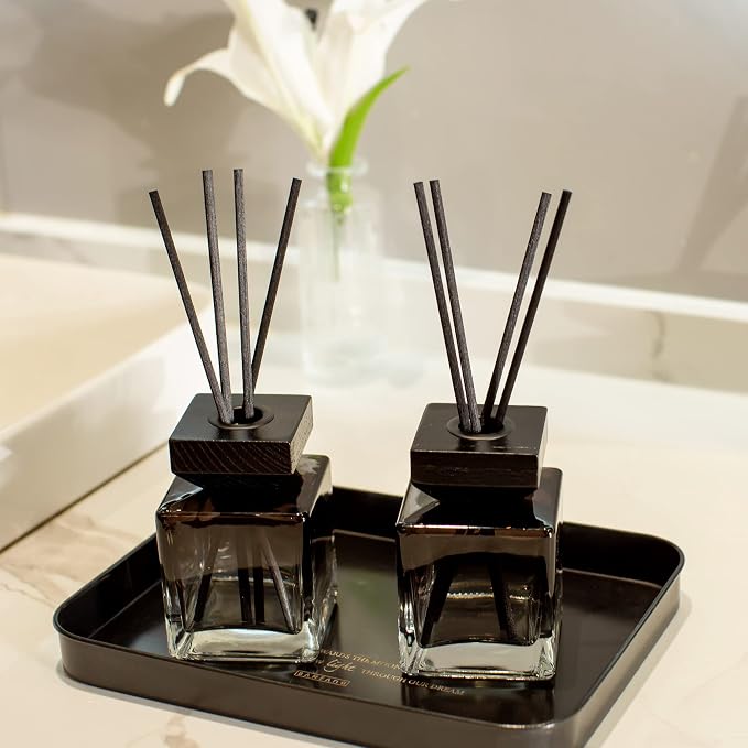 Fragrance Glass Diffuser Bottles Diffuser Jars with caps and Rattan Stick Set of 4 pcs 200ml Fragrance Accessories use for DIY Replacement Reed Diffuser Sets (Black)