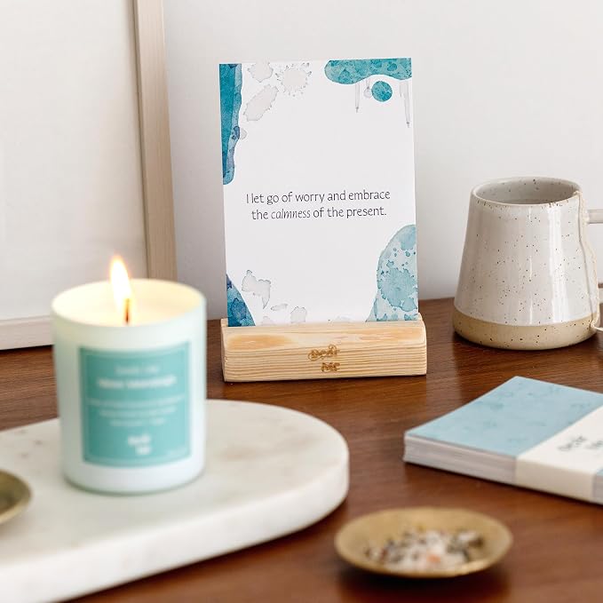 Dear Me Calmness Gift Set – Affirmation Cards, Natural Soy Candle & Bath Salt – Mindfulness Gift – Self-Care Set for Women – Relaxation Kit for Stress Relief & Emotional Wellness