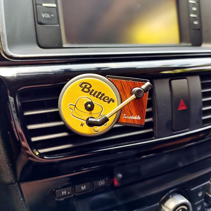 Car Vent Clip Aromatherapy Fragrance Diffuser, Car Retro air freshener Clip Car Record Player Design Turntable Perfume Vent Outlet
