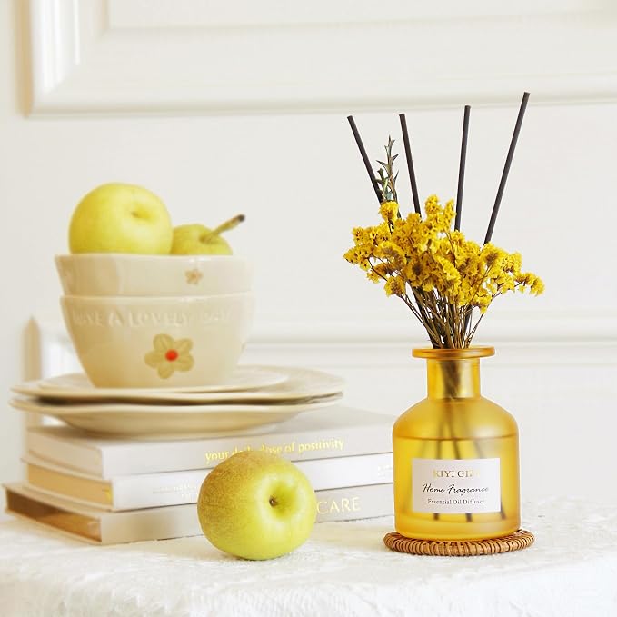 Reed Diffuser Set, Scent Diffuser with Sticks, Home Fragrance, Reed Diffuser for Bathroom, Shelf Decor, 4.06oz Pear Freesia