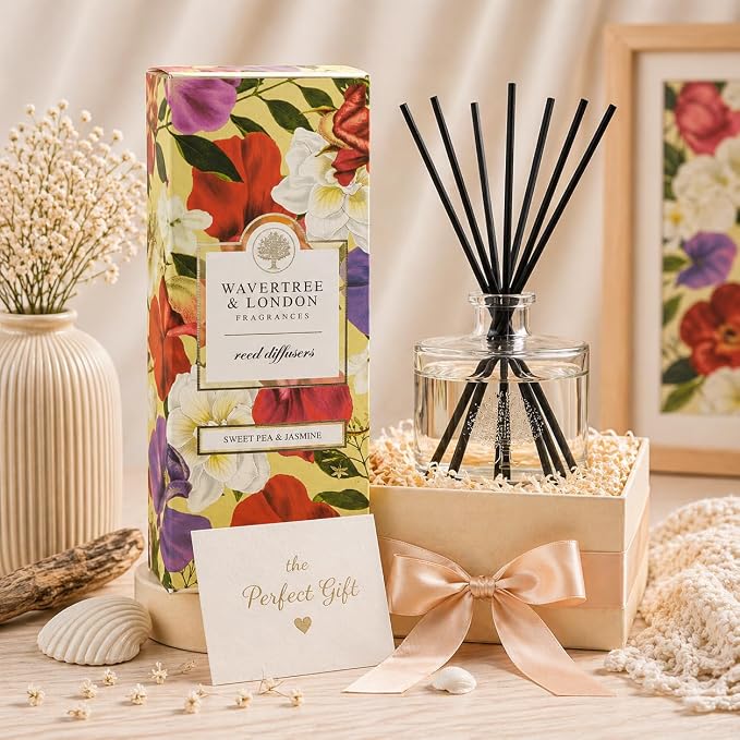 Wavertree & London Natural Sweet Pea & Jasmine Scented Reed Diffusers Set - Lasting Aromatherapy Air Freshener Diffuser with Sticks for Home & Office | 250ml Scented Diffuser with 6 Months Scent Life
