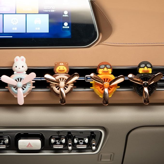 Pilot Rabbit Cute Car Diffuser - Rotating Propeller Cartoon Automotive Air Outlet Fan Creative Car Perfume Decoration - Automotive Air Fresheners